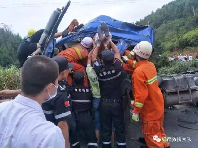 今天江西車禍最新新聞，事故現(xiàn)場(chǎng)救援與后續(xù)處理